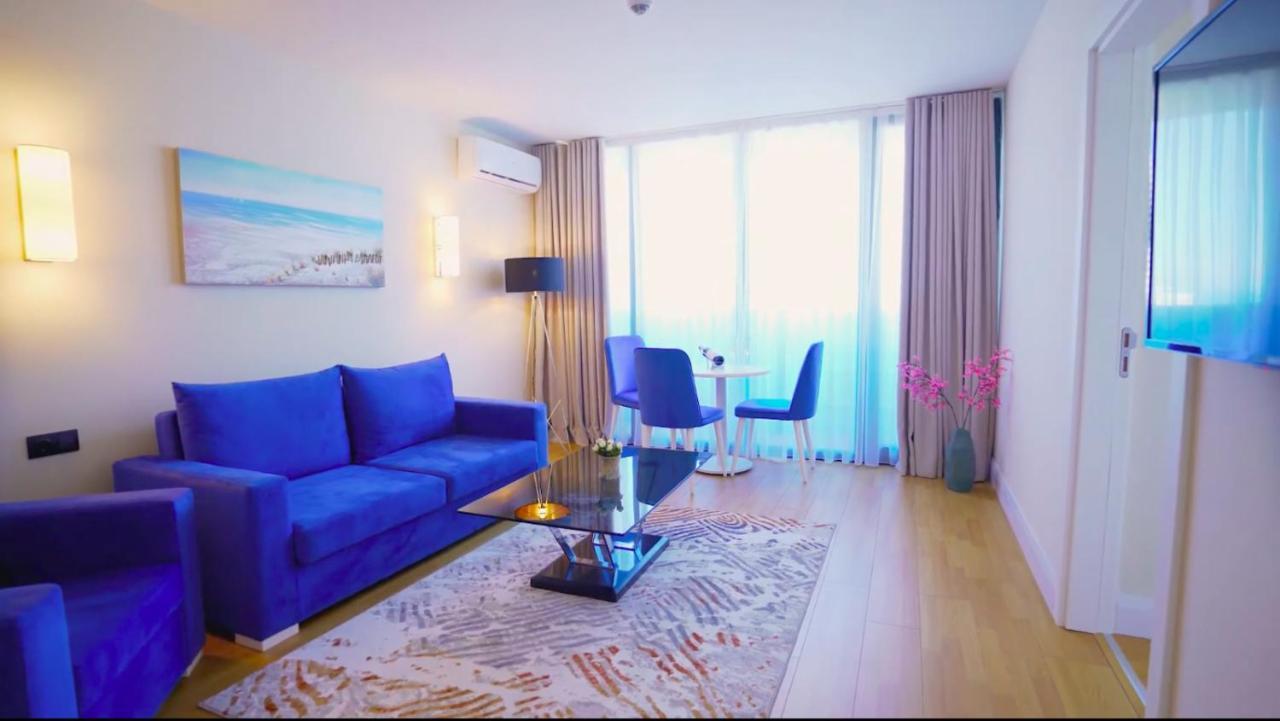 Aparthotel For Batumi Orbi City Eksteriør bilde