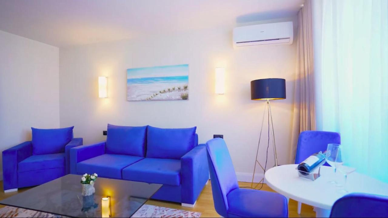 Aparthotel For Batumi Orbi City Eksteriør bilde